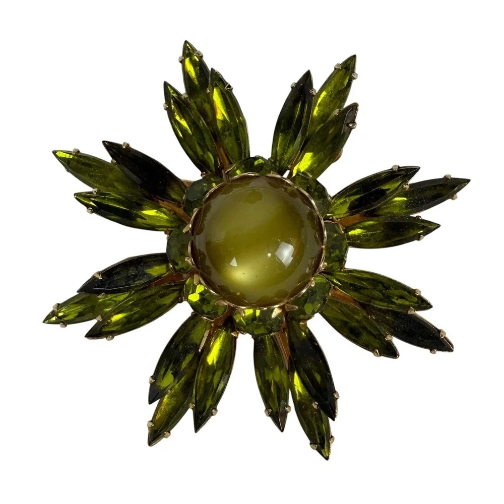 Vintage‎ Green Rhinestone Starburst Brooch Gold Tone Cats Eye Cabochon Statement